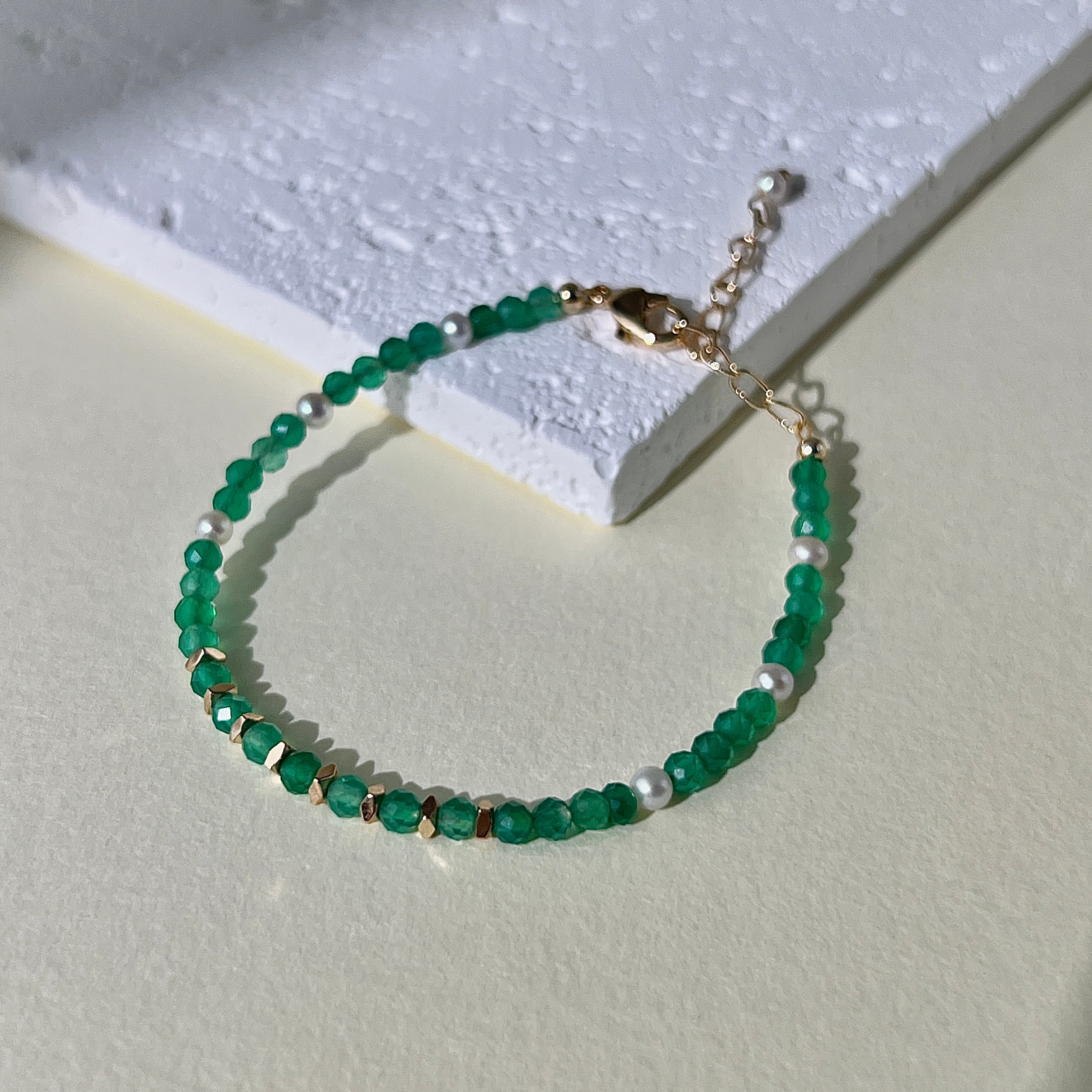 Spiritual Animal Hummingbird Green Agate Joy Bracelet