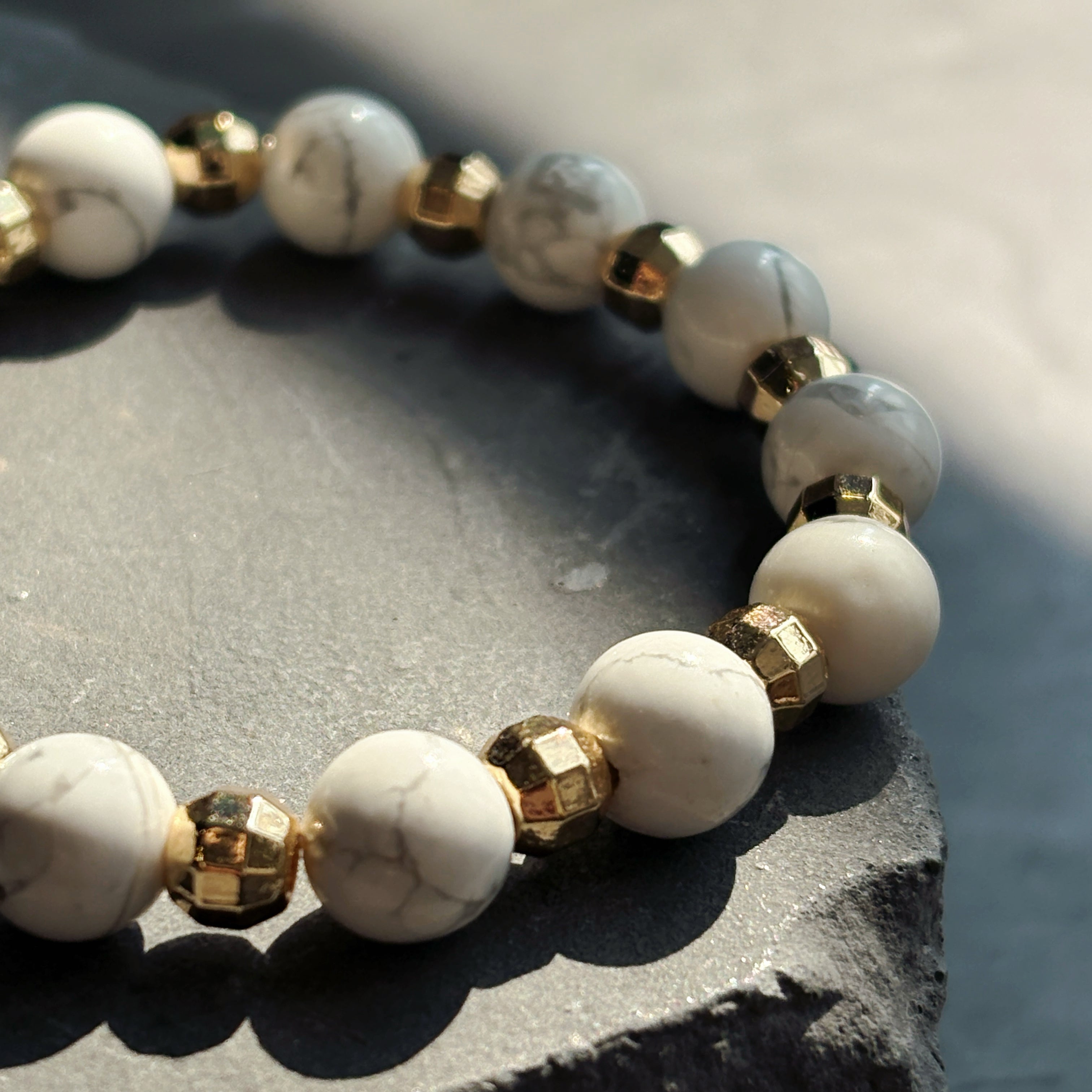 White Poise Howlite Clarity Bracelet