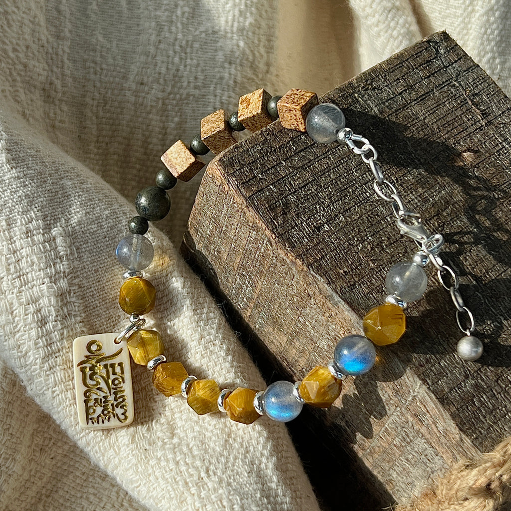 Golden Compassion Six-Syllable Wisdom Compassion bracelet