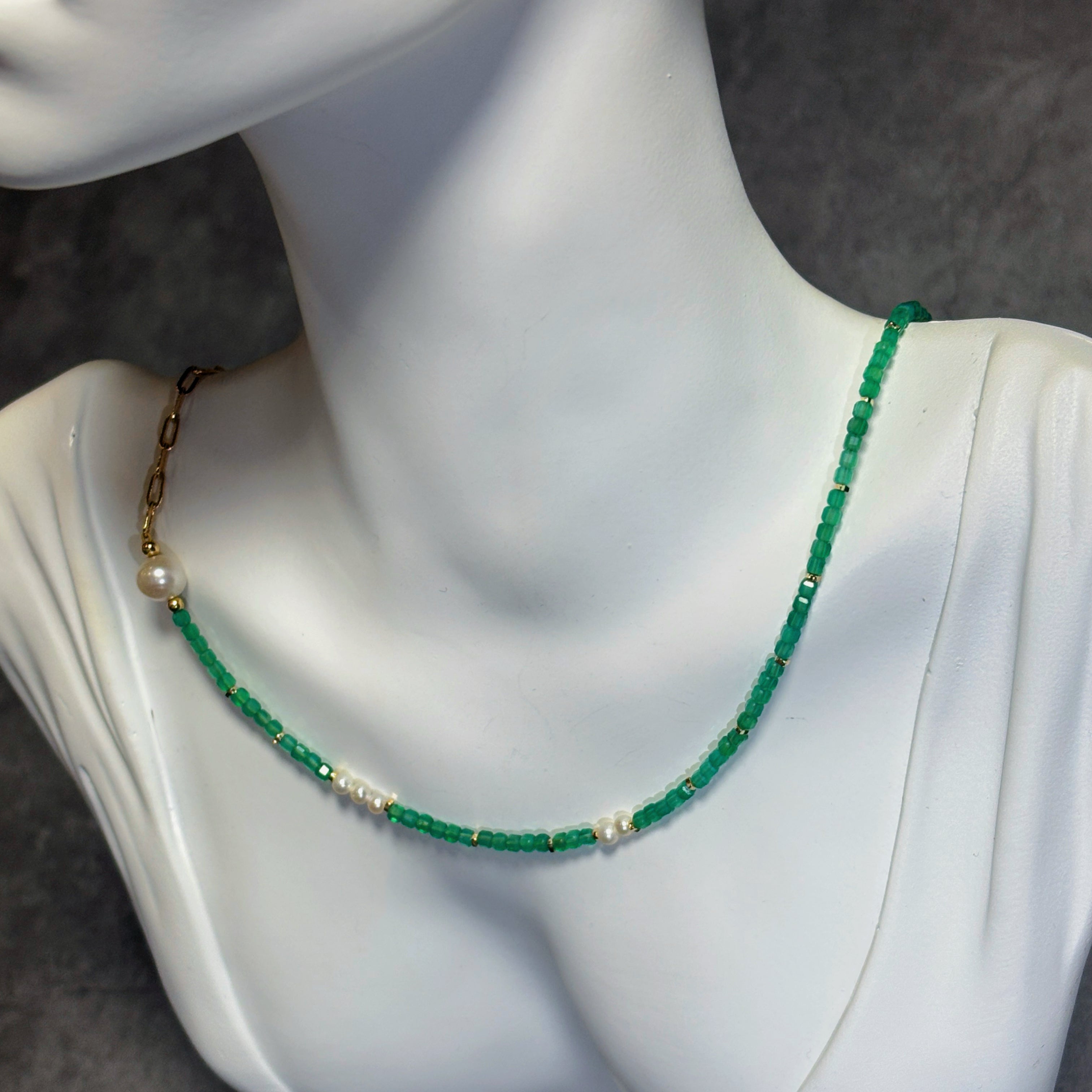 Spiritual Animal Hummingbird Green Agate Renewal Necklace