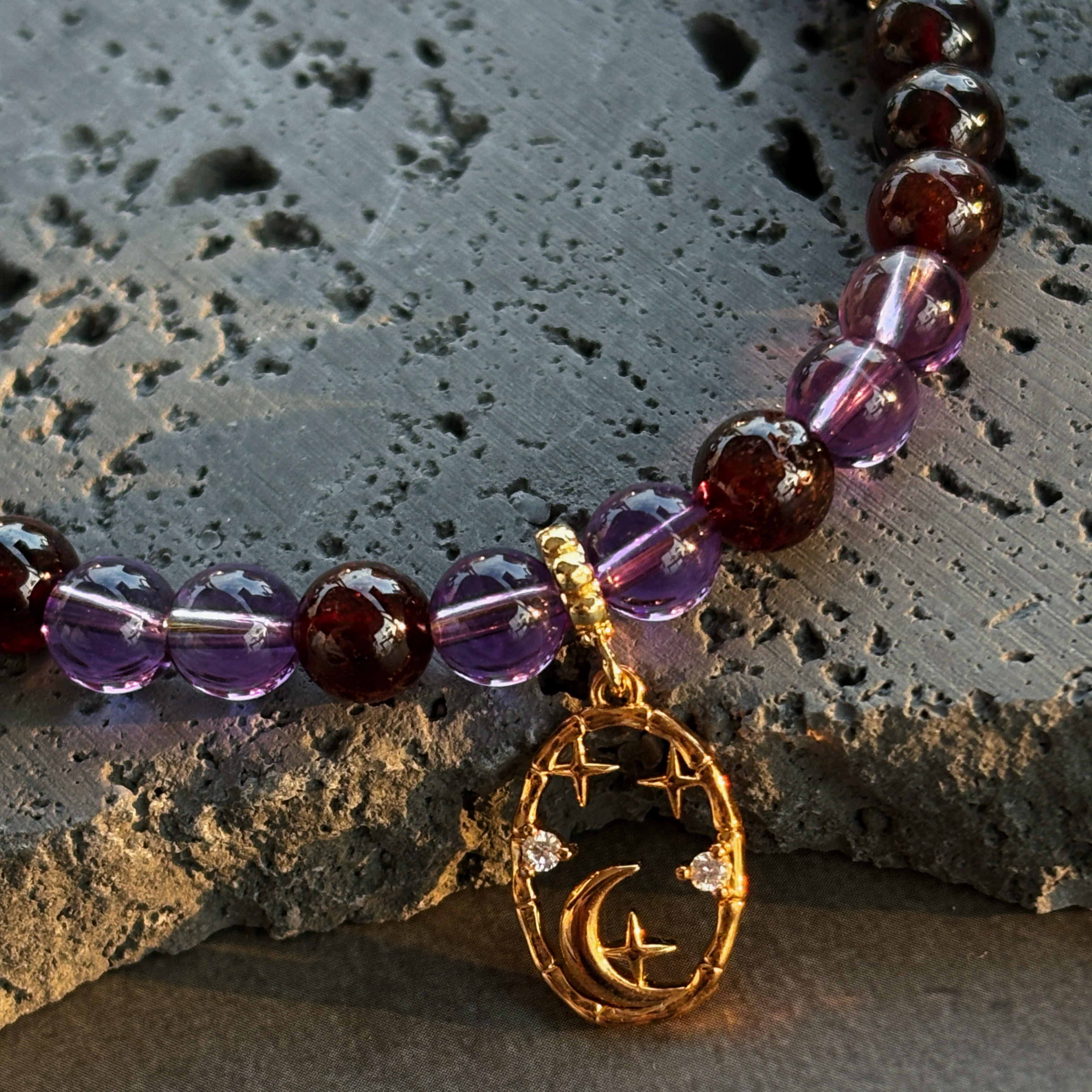 Magic Series Charm Amethyst Garnet Obsidian Bracelet