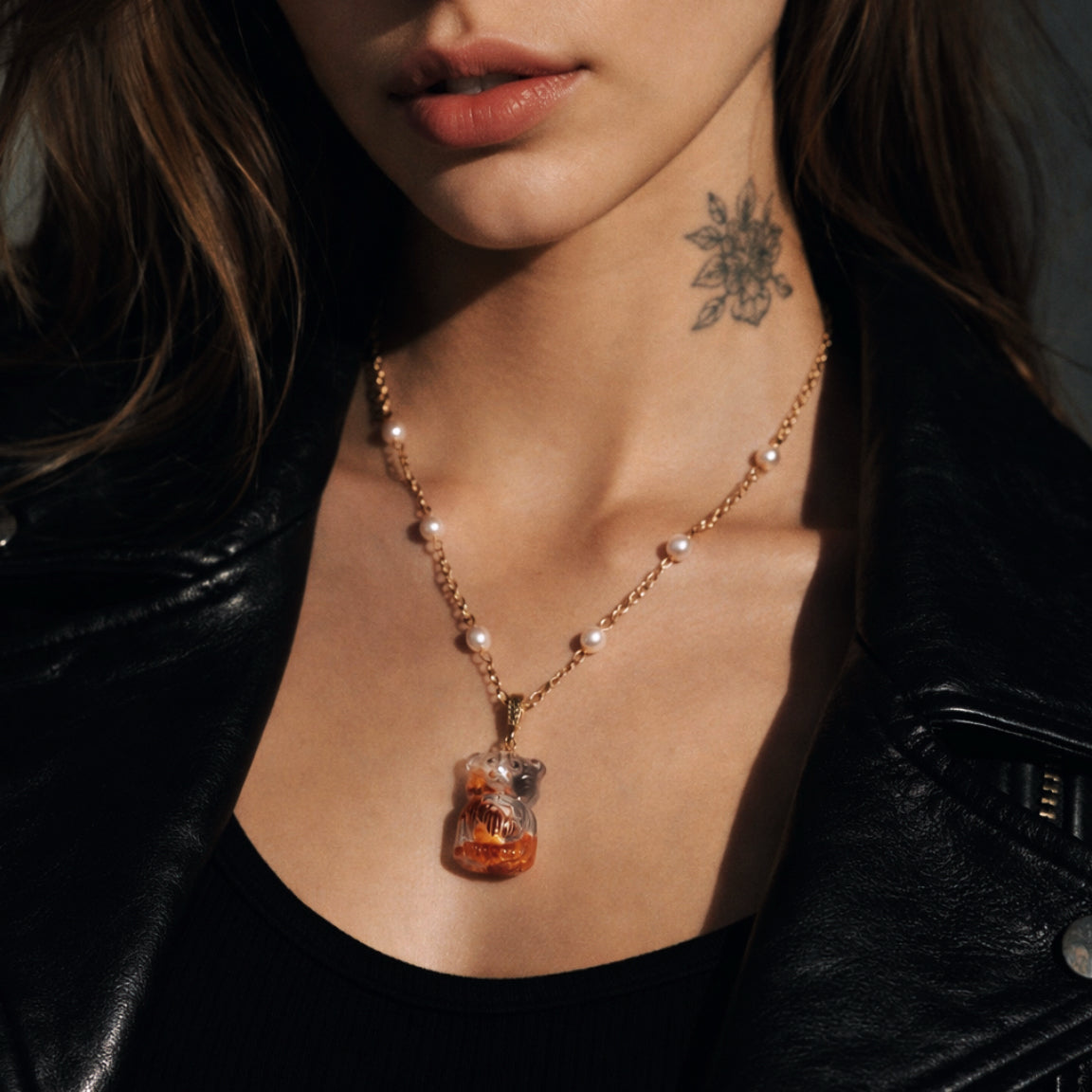 Spiritual Animal Honey Quartz Bear Pendant Pearl Necklace