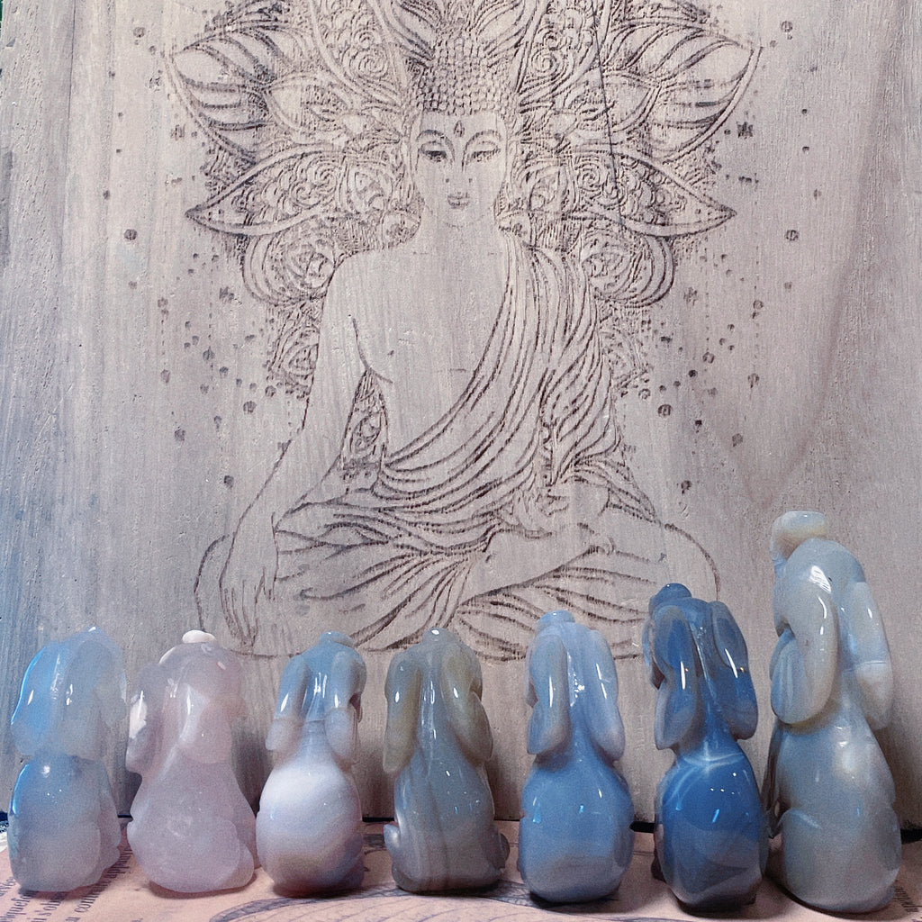 Agate Elephant Guardian Hand-Carved Crystal Figurine