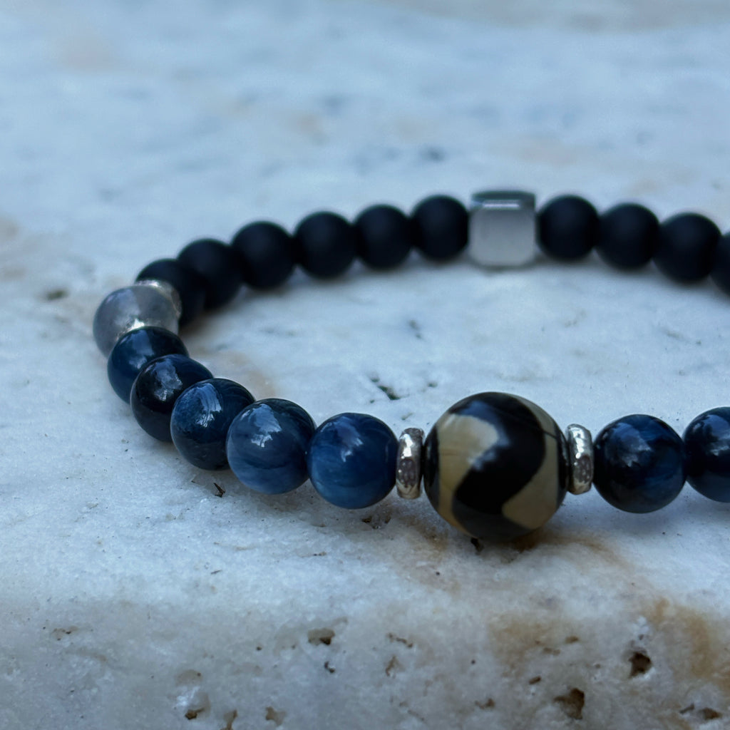 Mystic Himalayan Ring of Kailash Kyanite Obsidian Tibetan Dzi Bead Bracelet