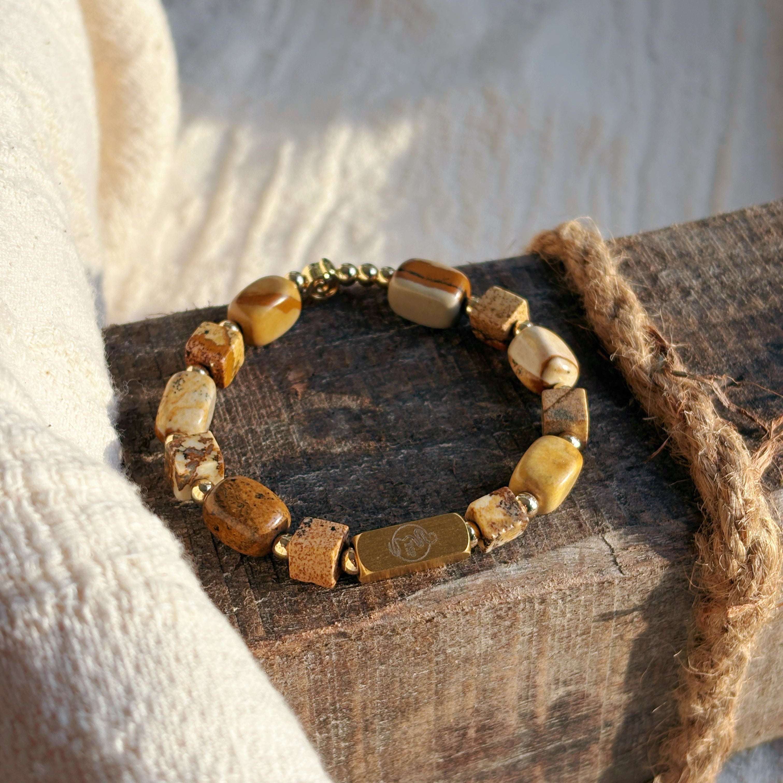 Dunes of Time Picture Jasper Grounding bracelet