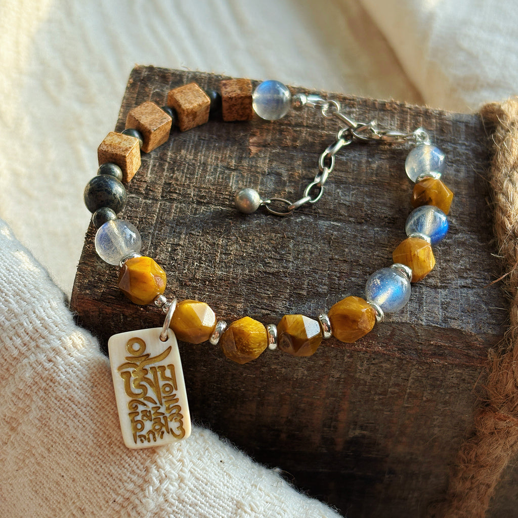 Golden Compassion Six-Syllable Wisdom Compassion bracelet