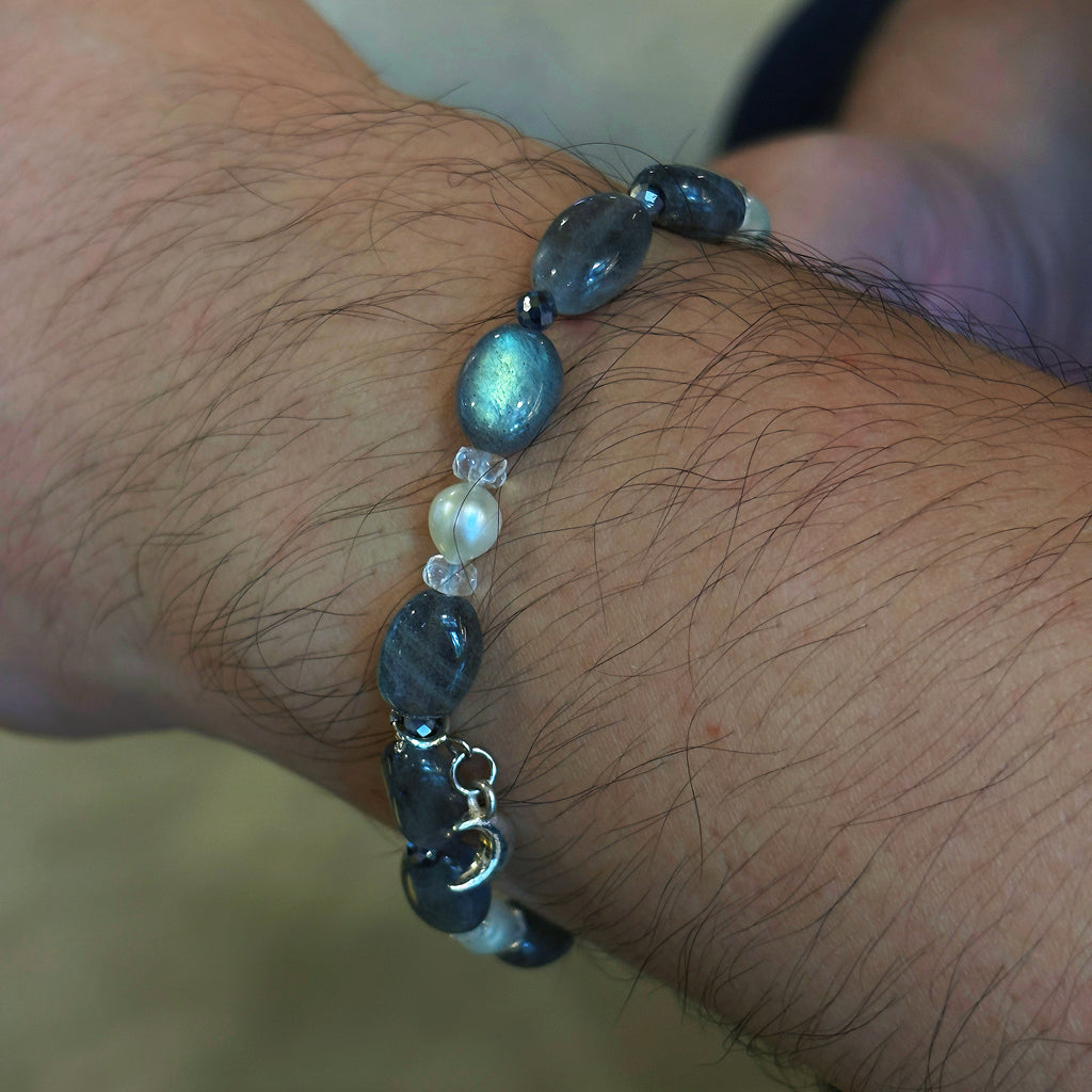 Silk Road Relic Moonlit Pearl Labradorite Femininity Bracelet