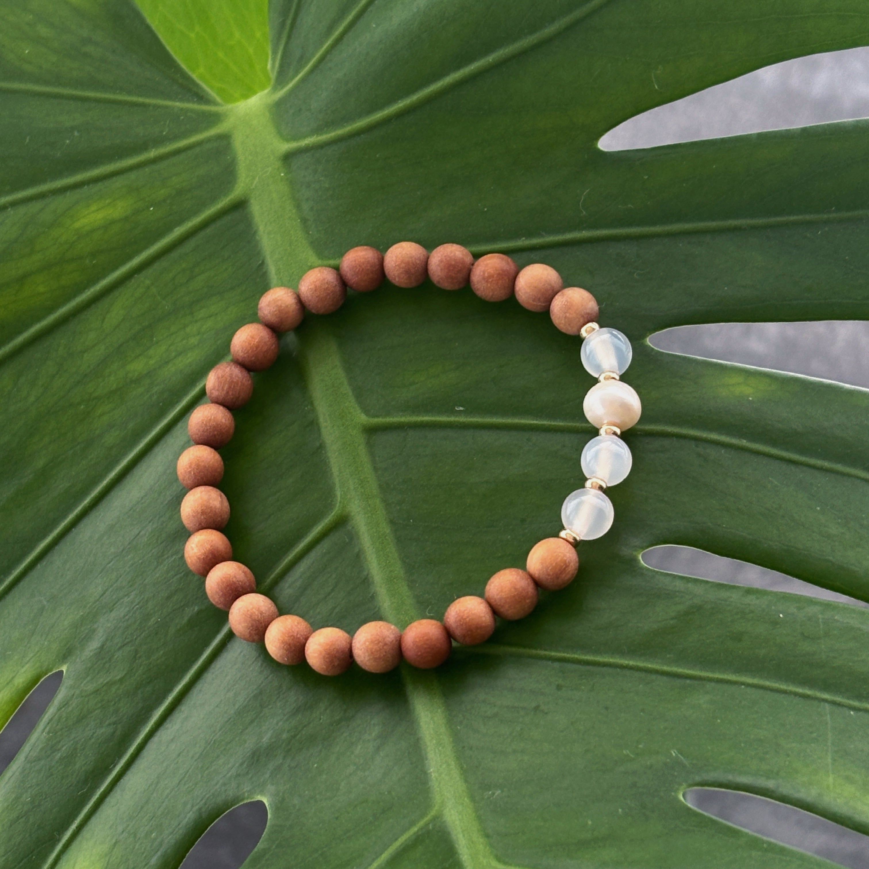 Pure Prayer Sandalwood White Agate Pearl Bracelet