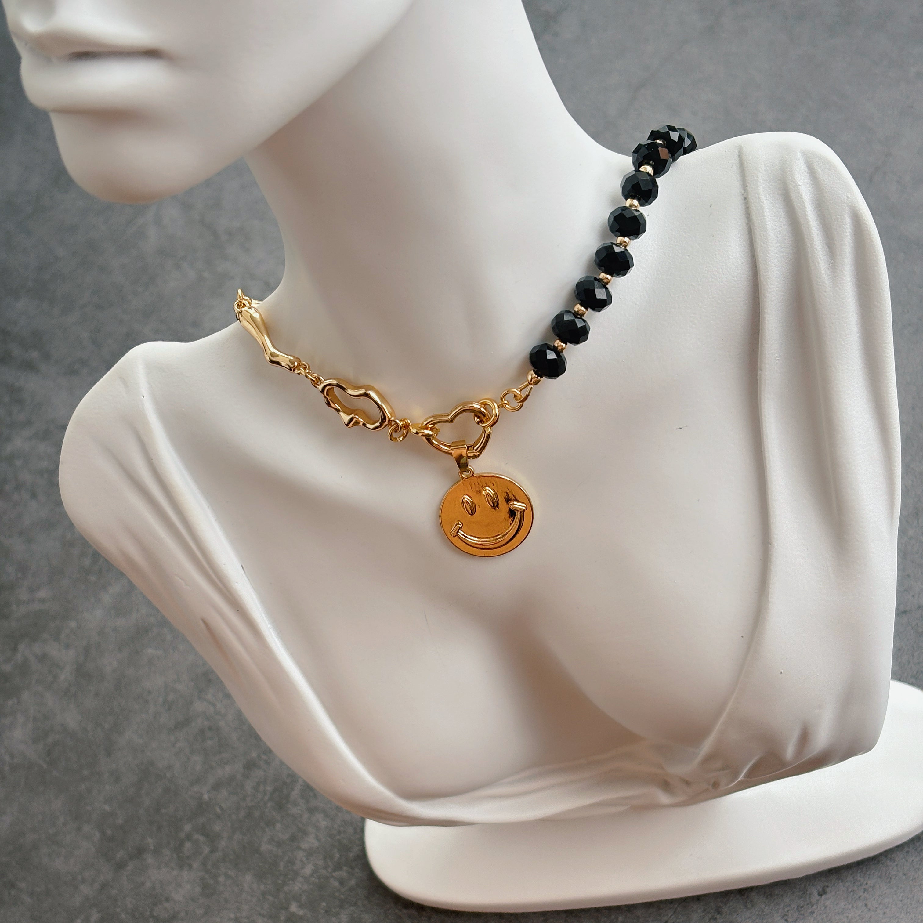 Lucky Smile Faceted Black Onyx Lucky Necklace