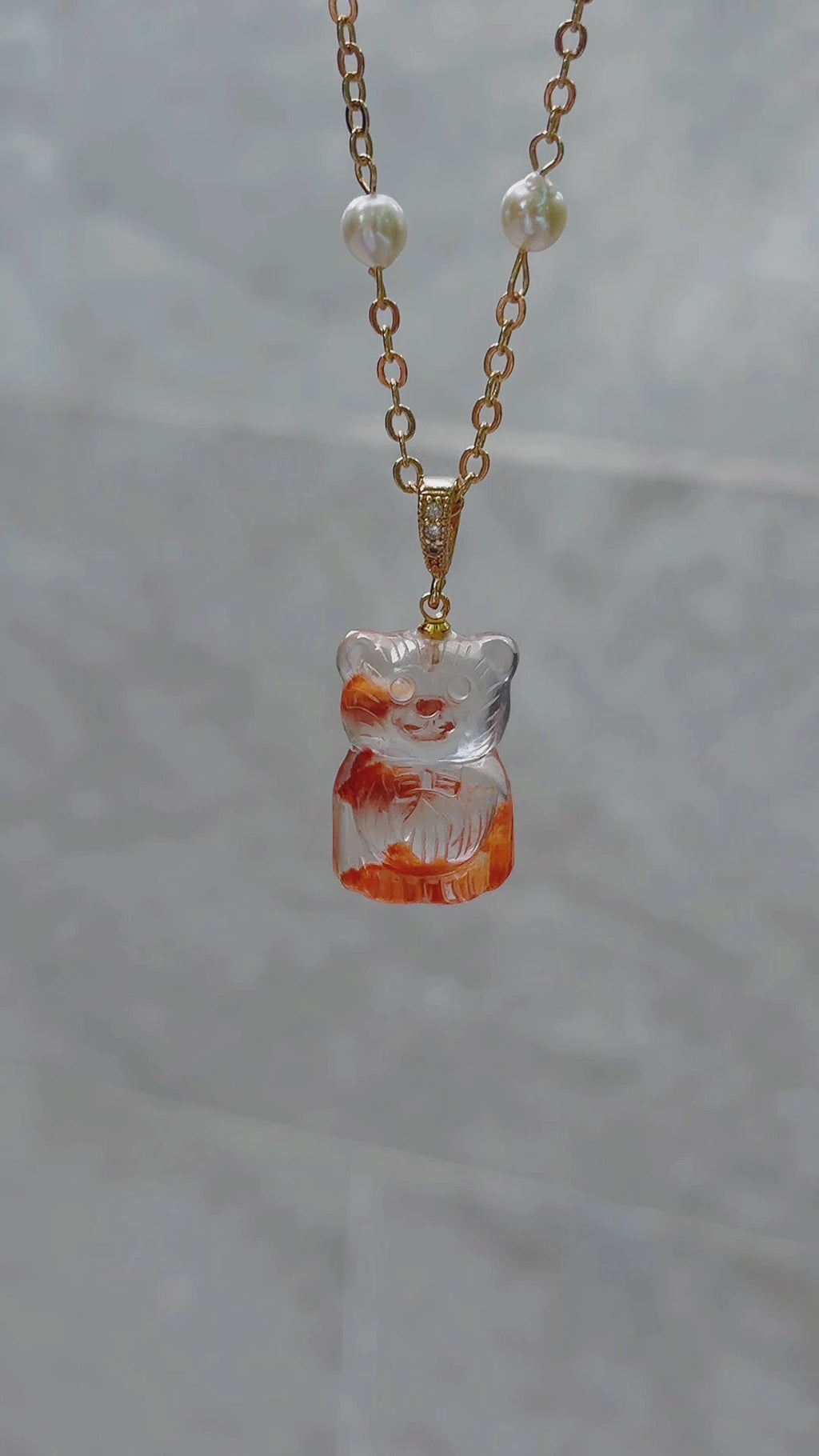 Spiritual Animal Honey Quartz Bear Pendant Pearl Necklace