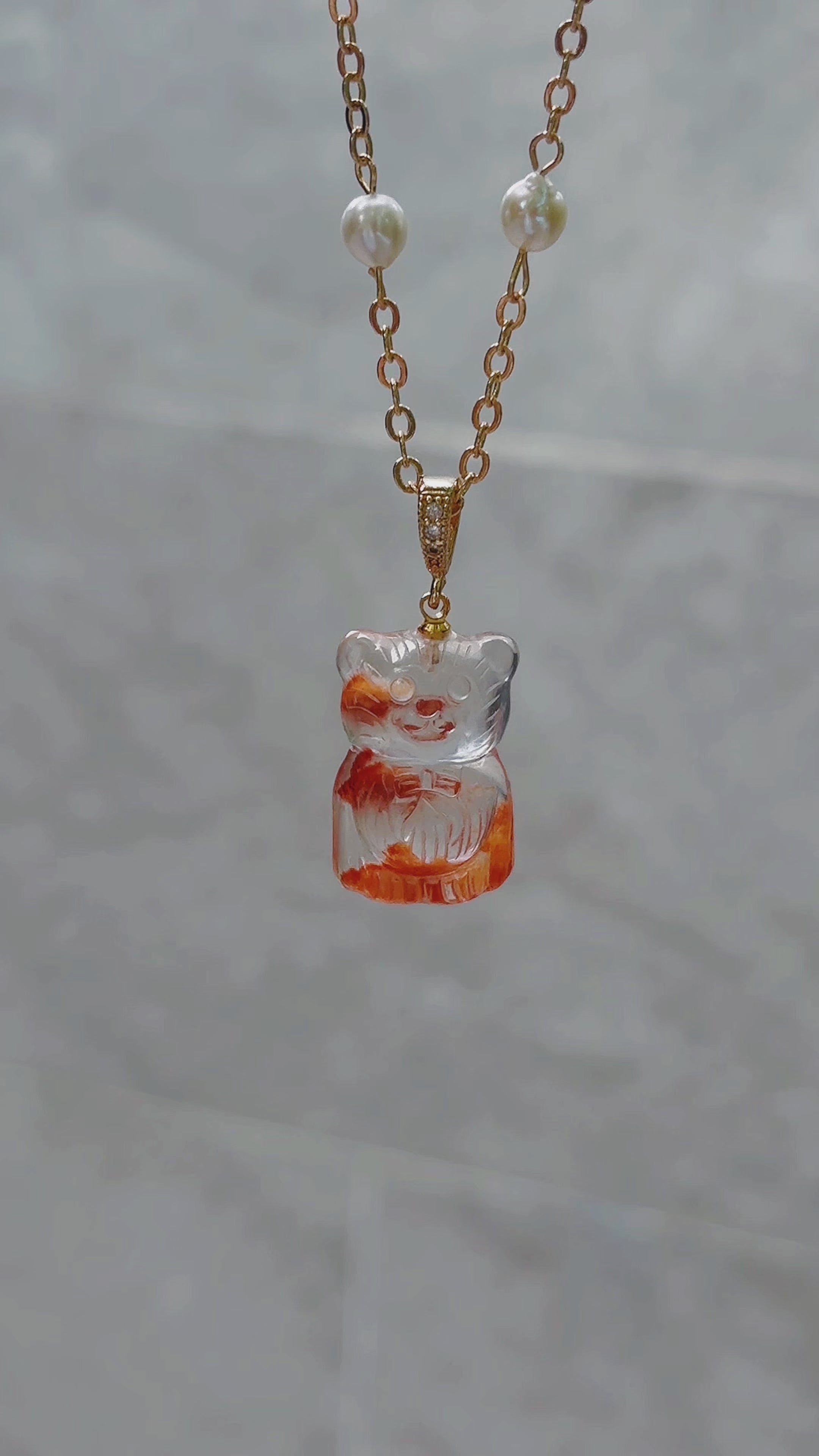 Spiritual Animal Honey Quartz Bear Pendant Pearl Necklace