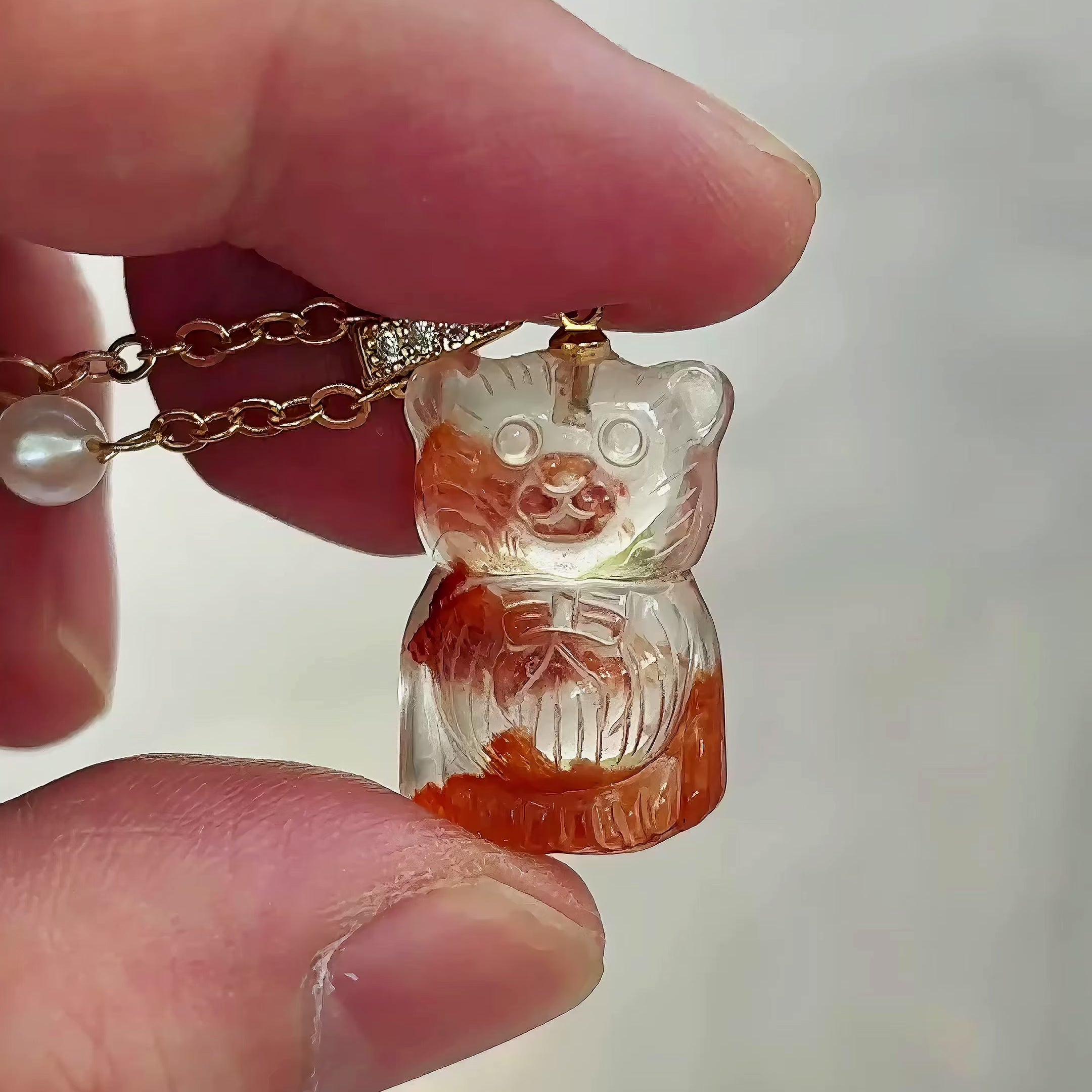 Spiritual Animal Honey Quartz Bear Pendant Pearl Necklace